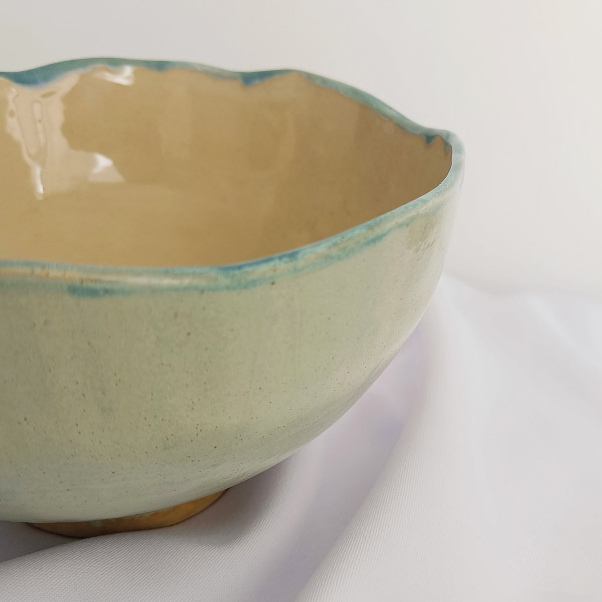 Feather Touch - Ceramic Bowl